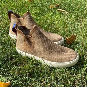 Rothy’s high top sneakers